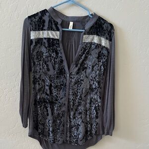 Women’s Gray Velvet Burnout Button-Front Top with Silver Trim